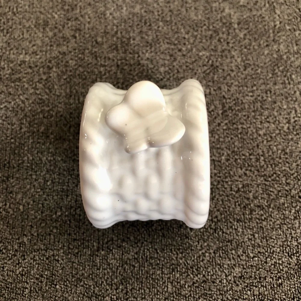 Williams Sonoma Sculptural Bunny Butterfly Napkin Rings, Set of 4